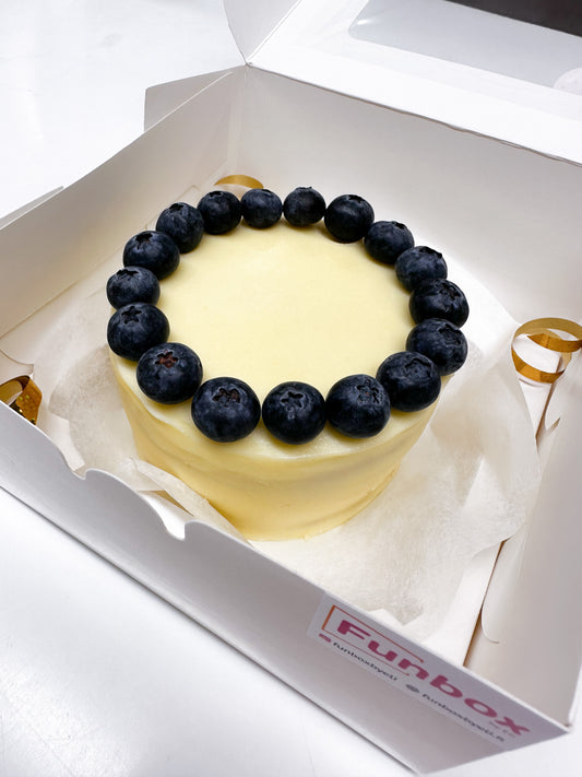 Bento Cake Box | Blueberry Crown